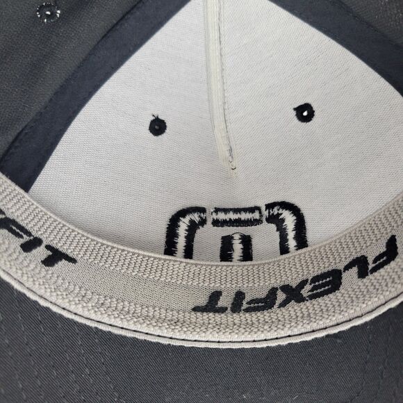 Travis Mathew Golf Hat Cap Men S/M FlexFit Black Monochrome Logo Stretch Yupoong - Picture 8 of 9